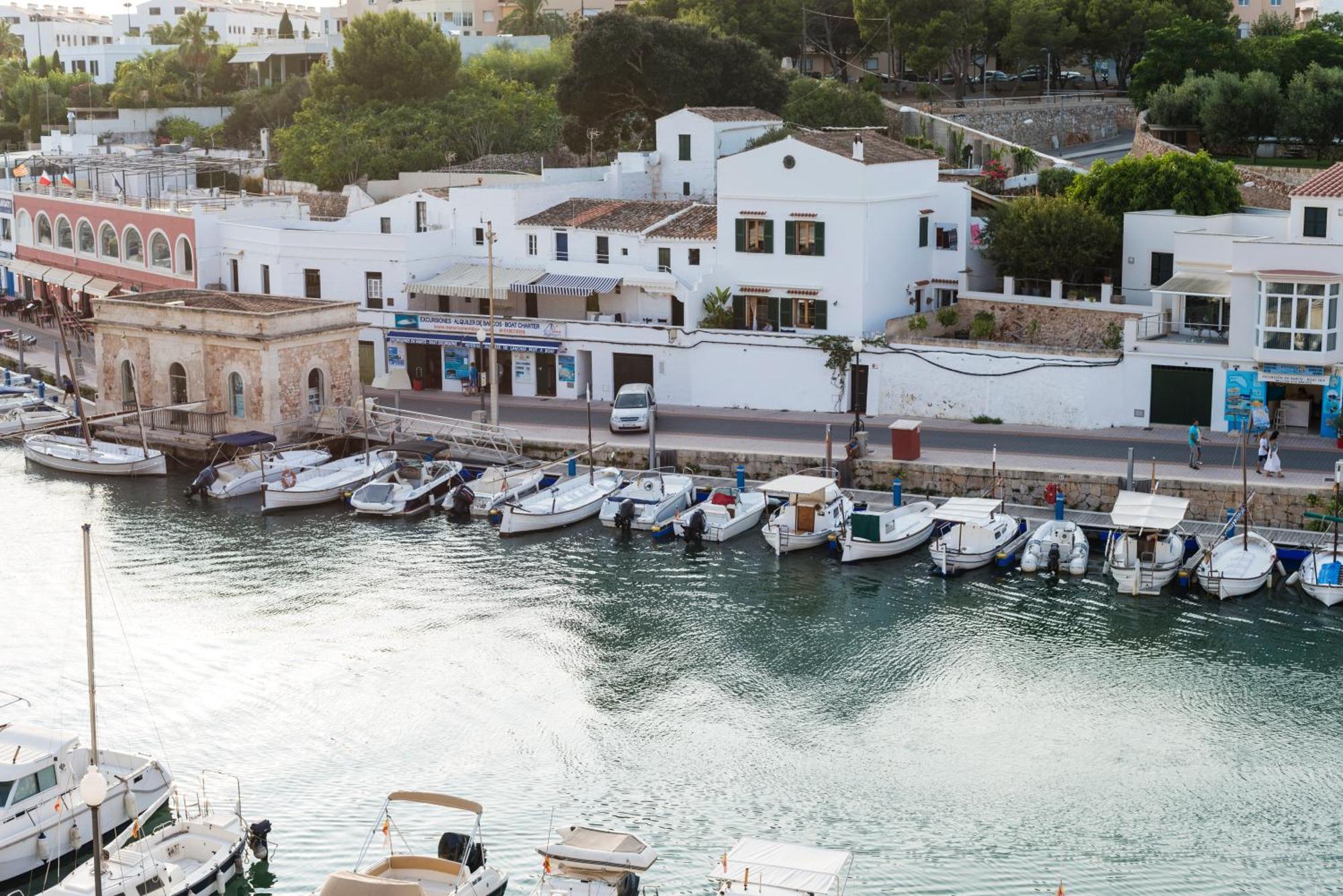 Apartchalet Villas Elvira. Villa A Son Carrio  Eksteriør bilde